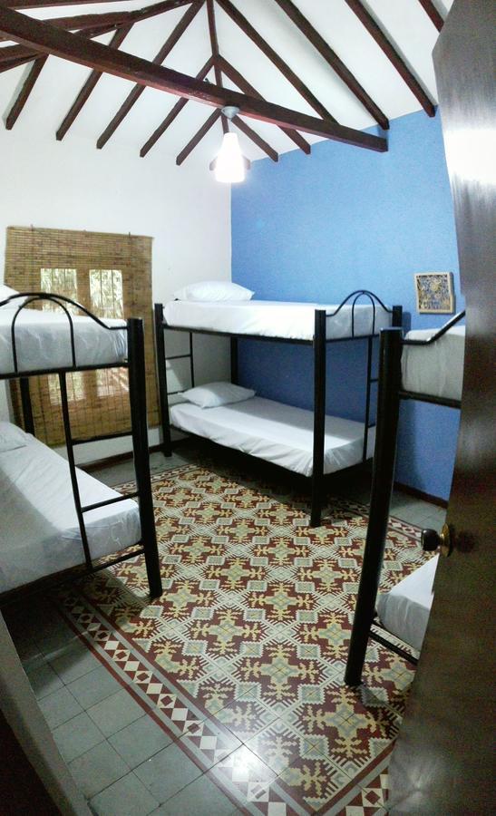 Raiz Hostel 메딜린 외부 사진