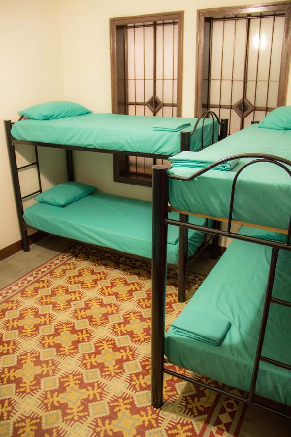 Raiz Hostel 메딜린 외부 사진
