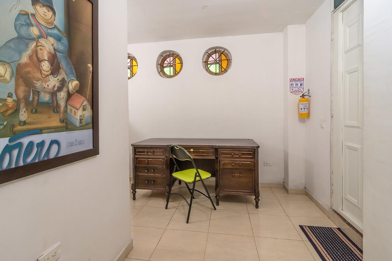 Raiz Hostel 메딜린 외부 사진